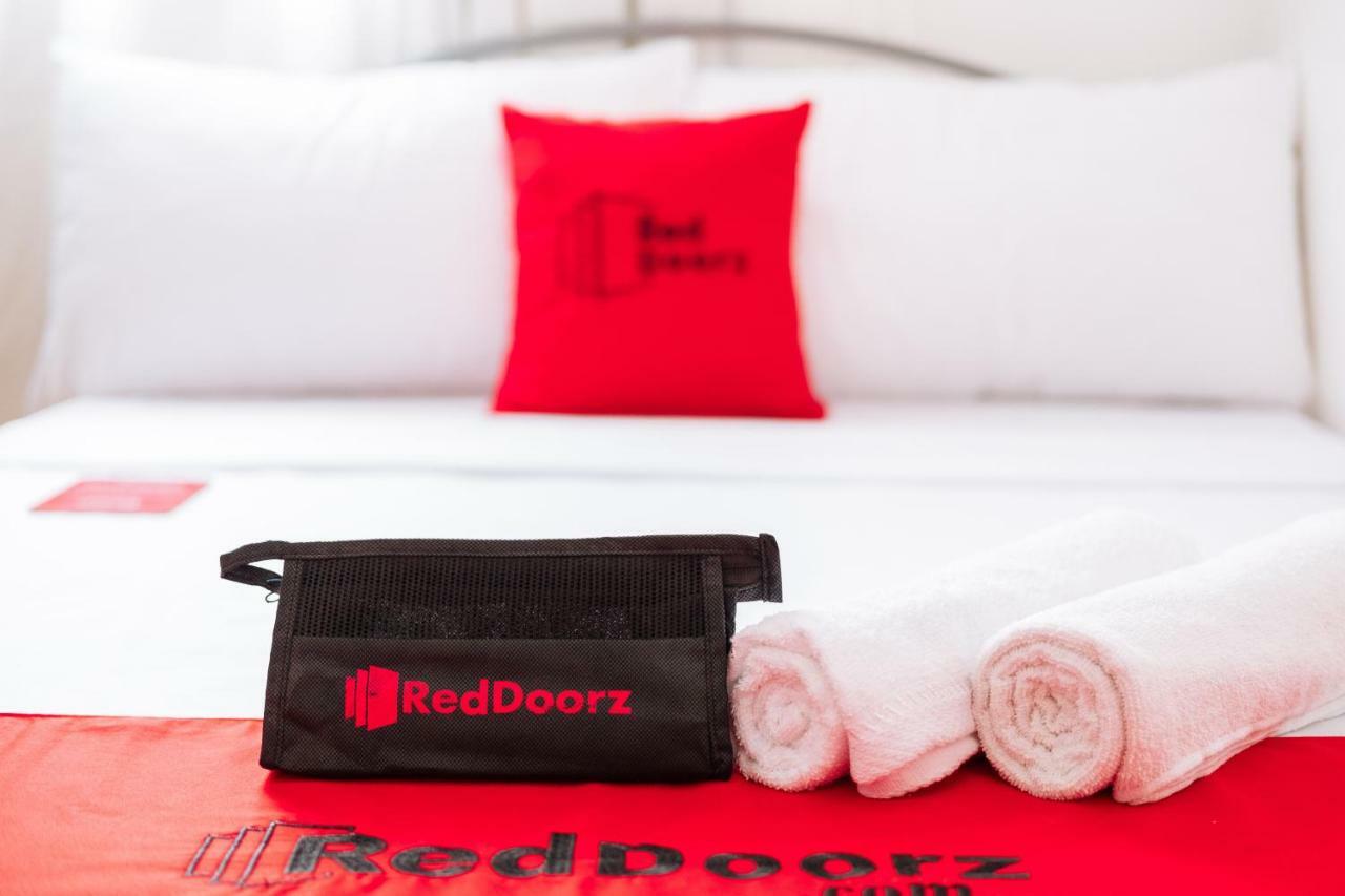Reddoorz Premium @ Amaia Skies Avenida 마닐라 외부 사진